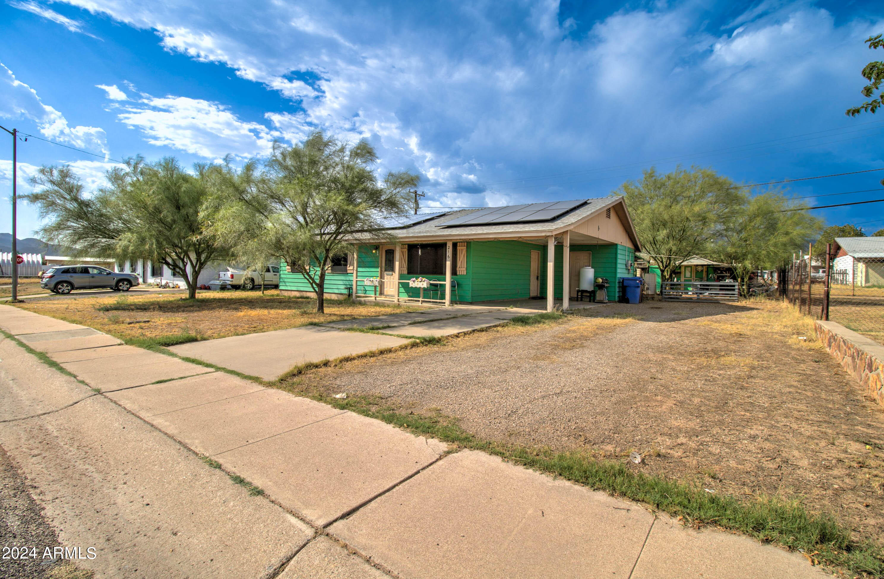 216 Ivanhoe Road Kearny, AZ 85137 - Photo 3 of 32 216 W Ivanhoe Rd-3