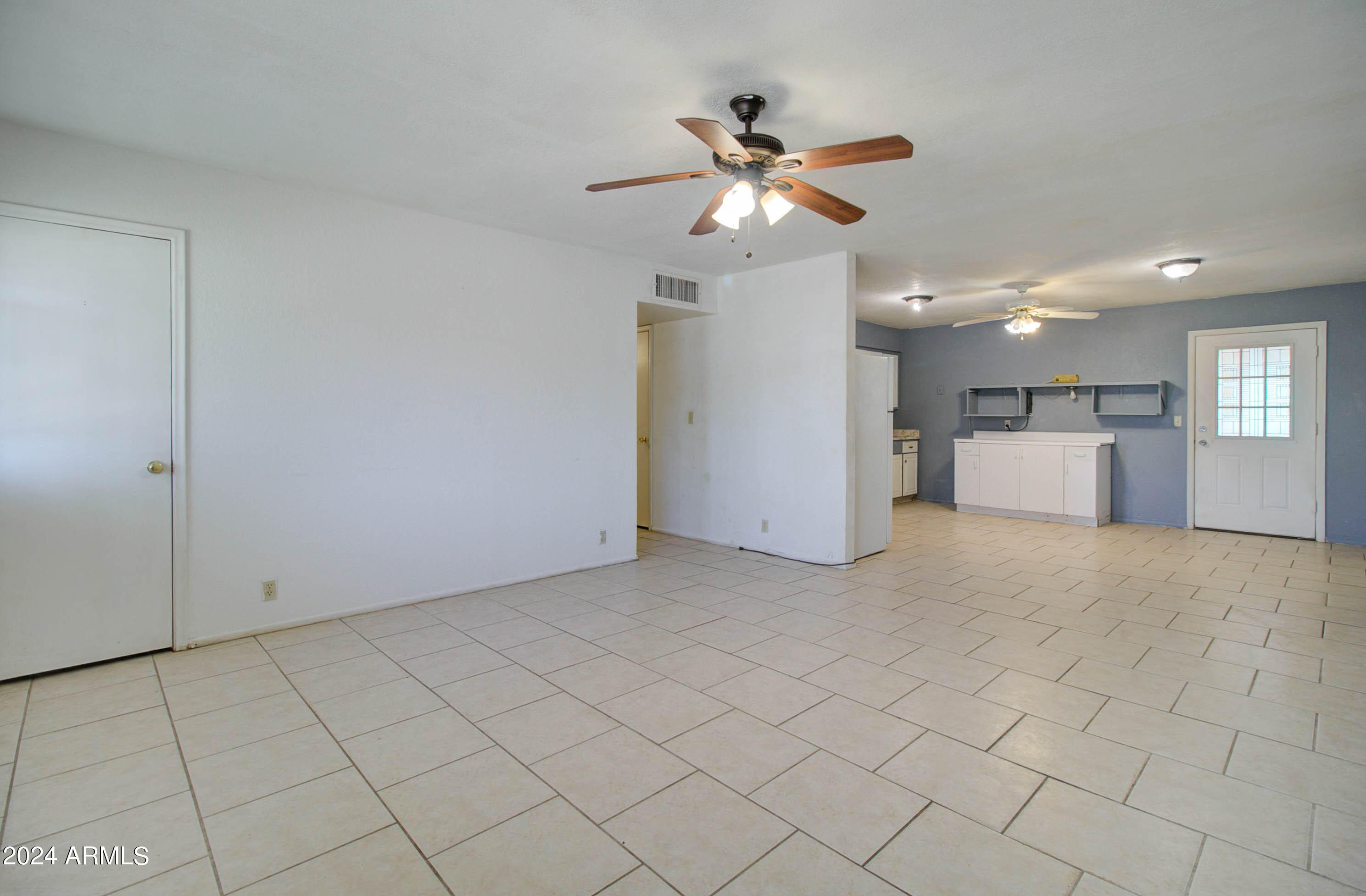 216 Ivanhoe Road Kearny, AZ 85137 - Photo 6 of 32 216 W Ivanhoe Rd-2