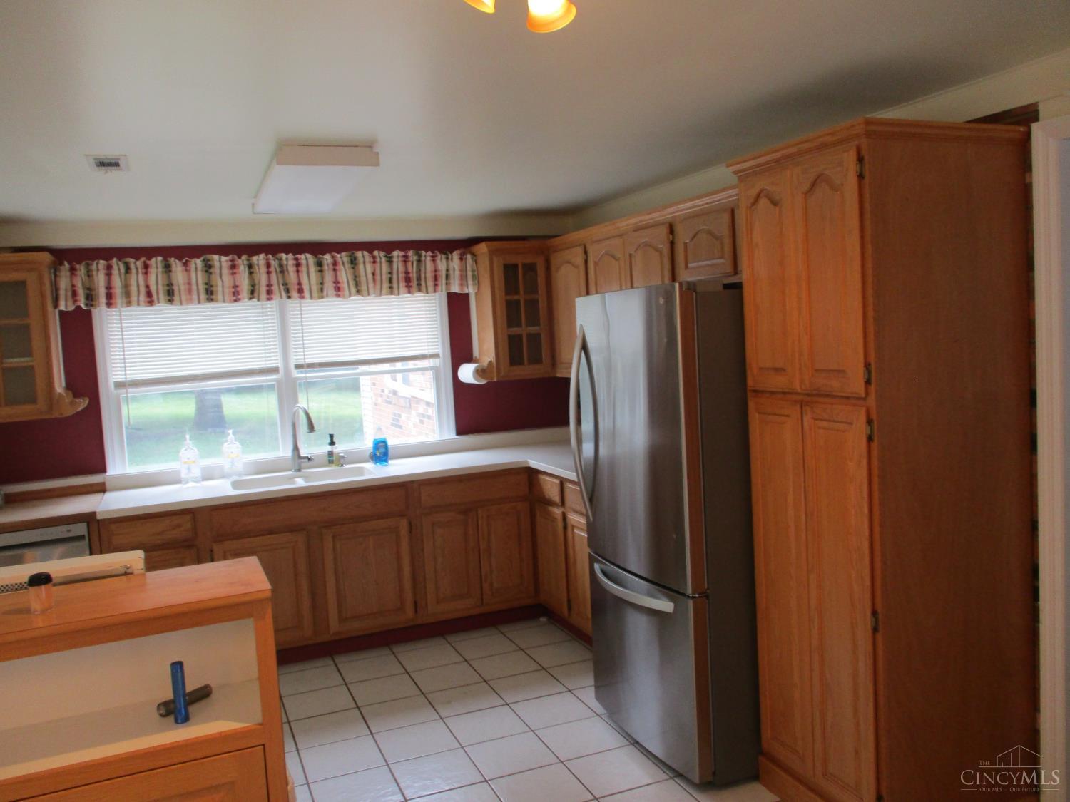 10952 Gosling Road Cincinnati, OH 45252 - Photo 16 of 34