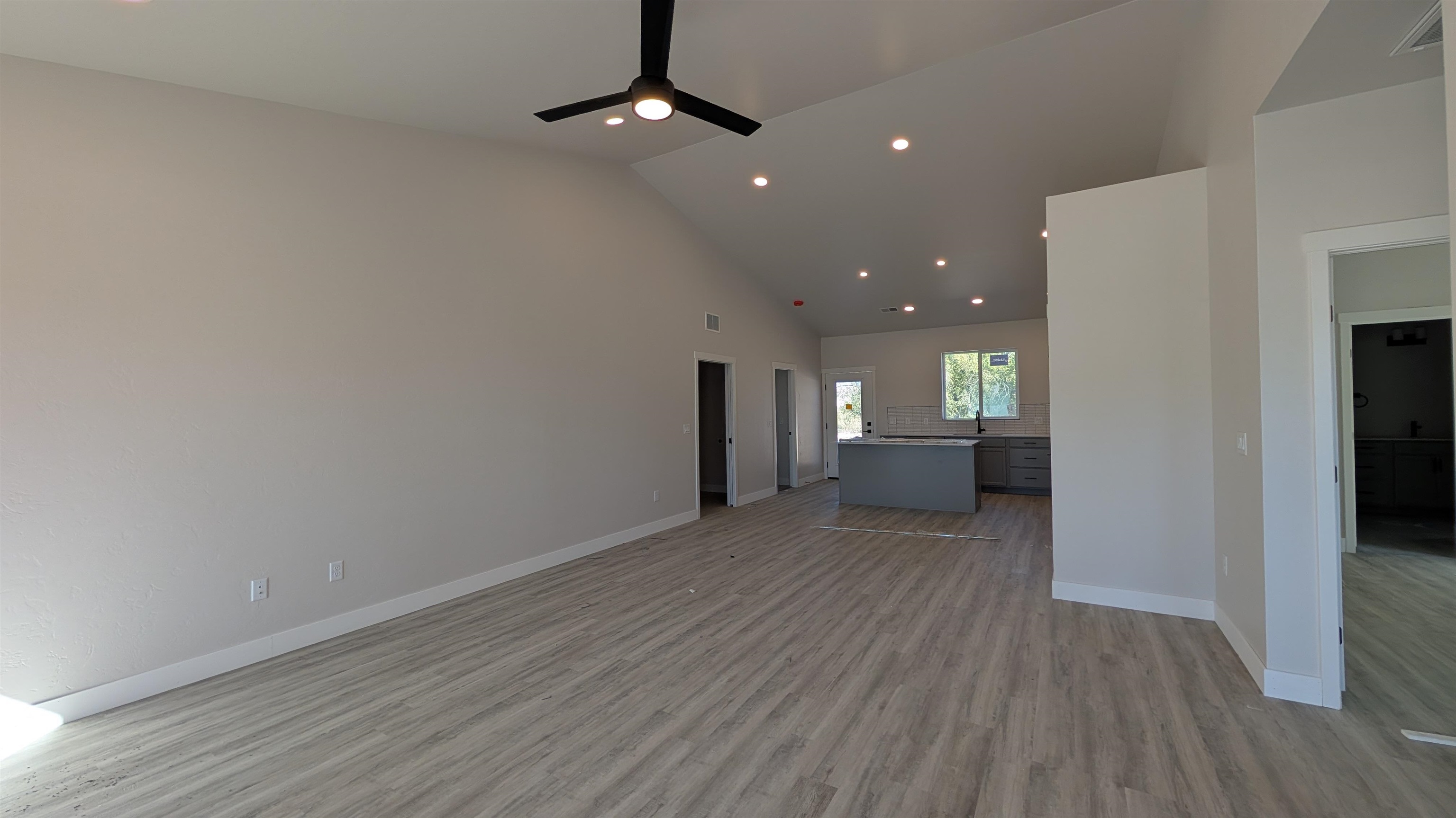 2466 Revere Road Grand Junction, CO 81505 - Photo 3 of 13 Gallery Image 3