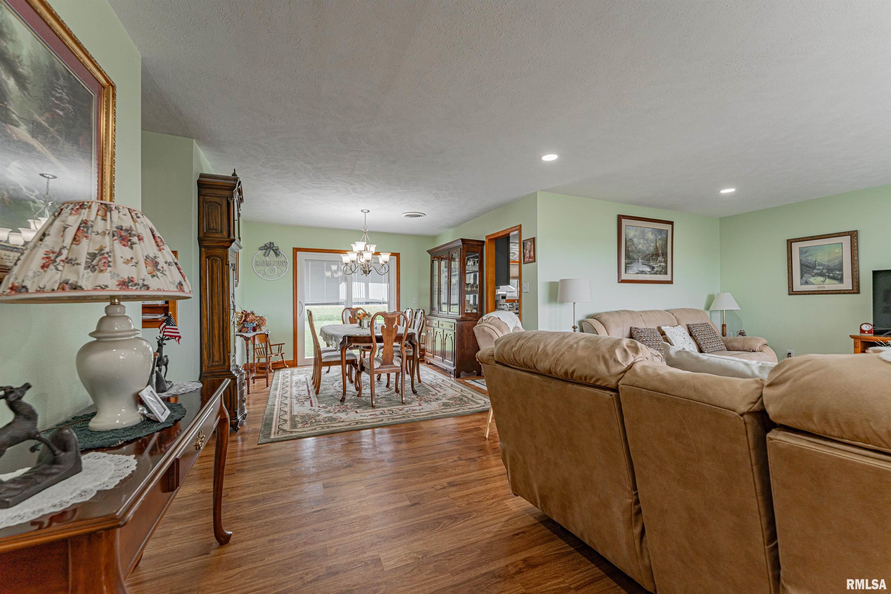 1390 Airport Road Lincoln, IL 62656 - Photo 7 of 34