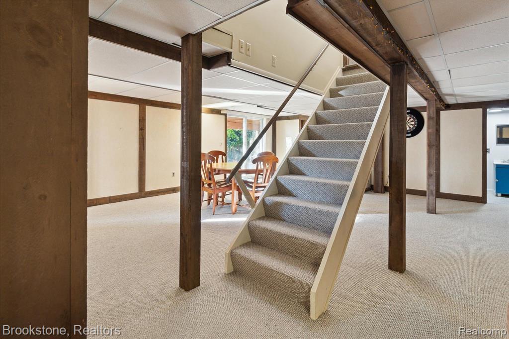 1009 Valley Stream Drive Rochester Hills, MI 48309 - Photo 27 of 38