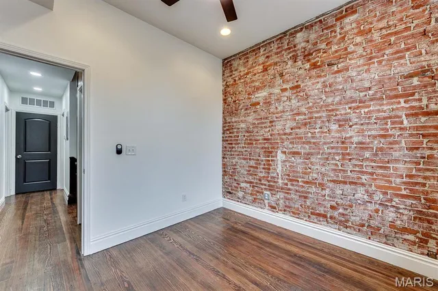 $569,000 | 2820 Accomac Street, St. Louis, MO 63104