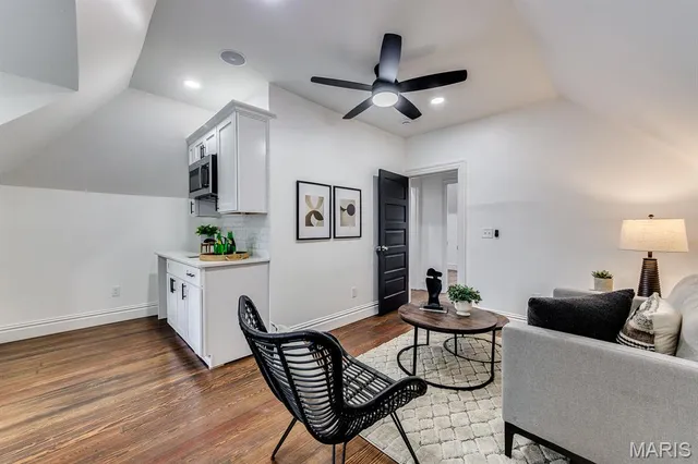 $569,000 | 2820 Accomac Street, St. Louis, MO 63104