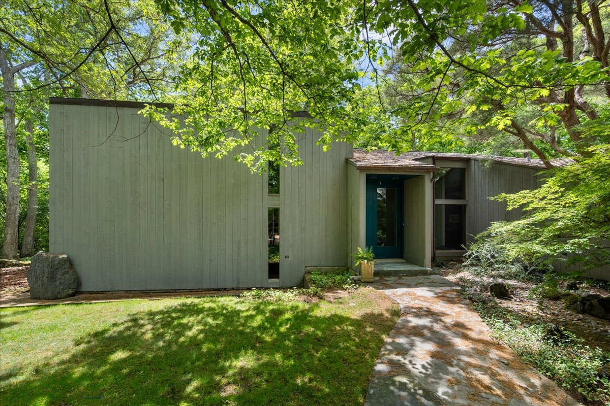 550 South Green Bay Road Lake Forest, IL 60045 - Photo 1 of 45