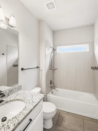 $2,200 | 2304 South Lakeline Boulevard, Unit 211, Cedar Park, TX 78613