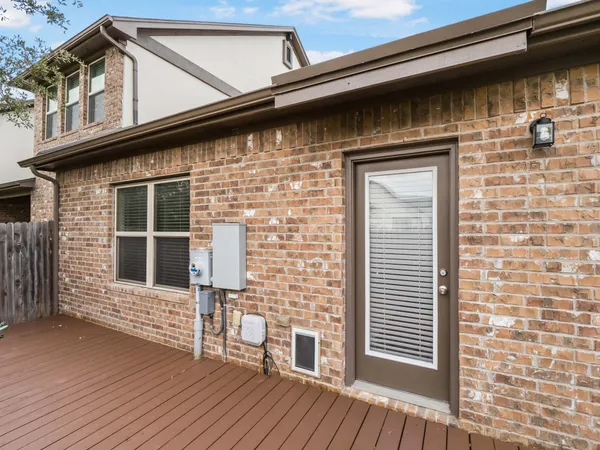 $2,200 | 2304 South Lakeline Boulevard, Unit 211, Cedar Park, TX 78613