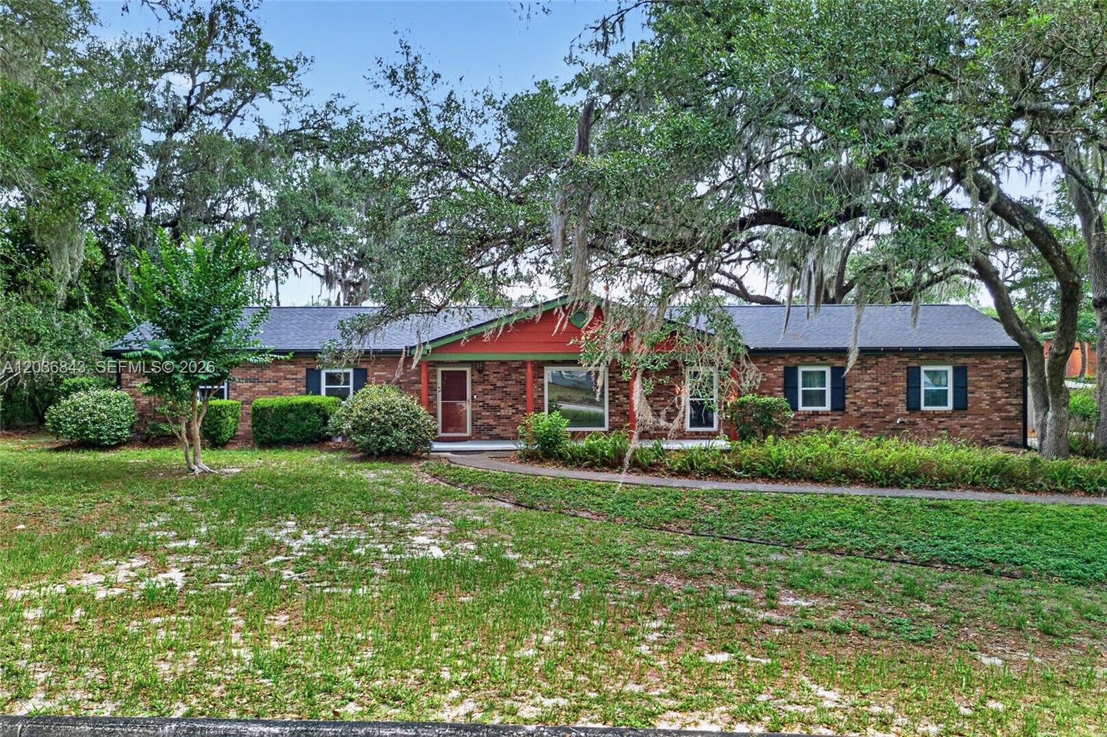 1944 Southwest 48th Avenue Gainesville, FL 32608 - Photo 6 of 43
