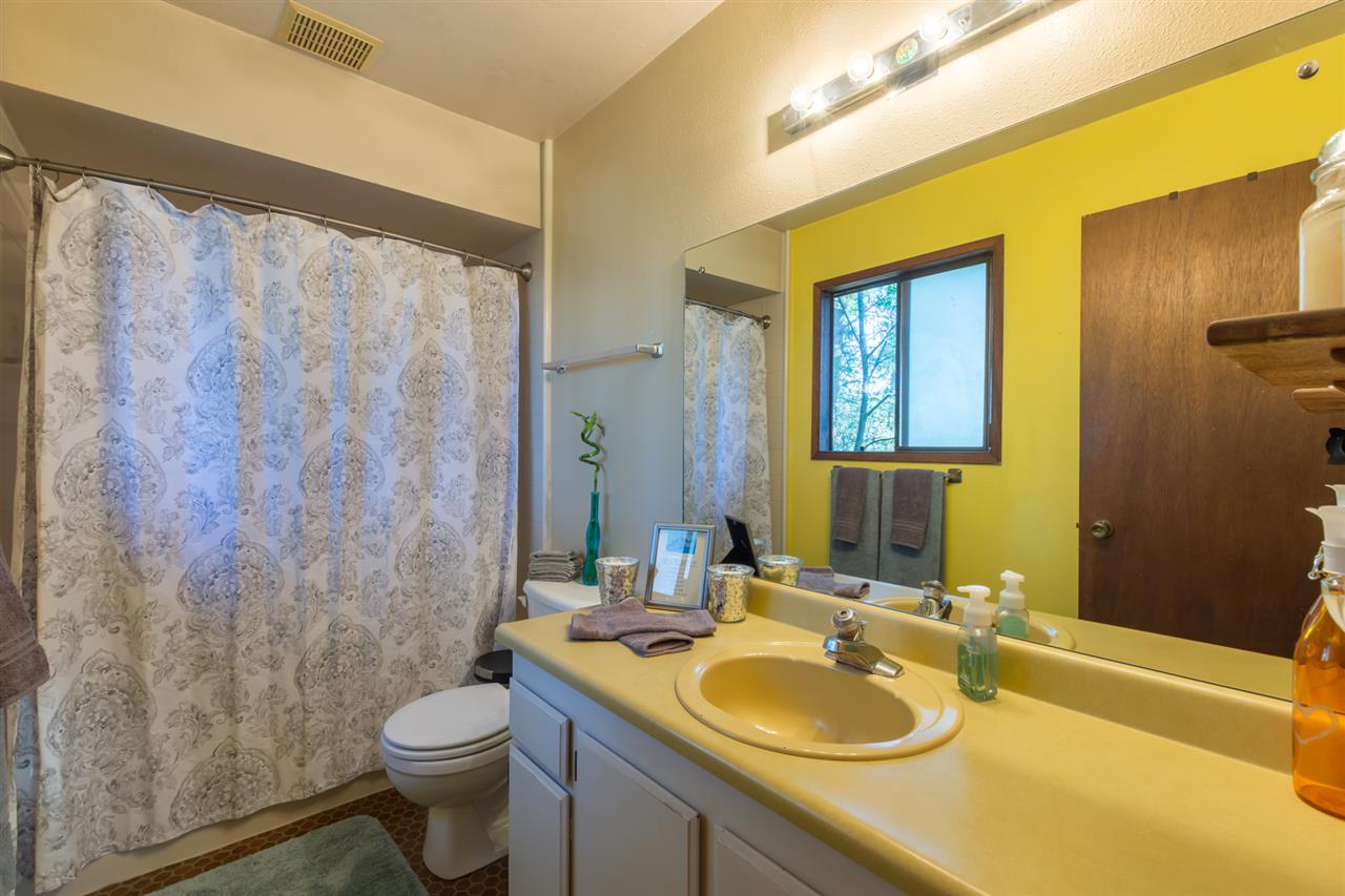 1819 South Eastern Road Spokane Valley, WA 99223 - Photo 7 of 20 Gallery Image 7