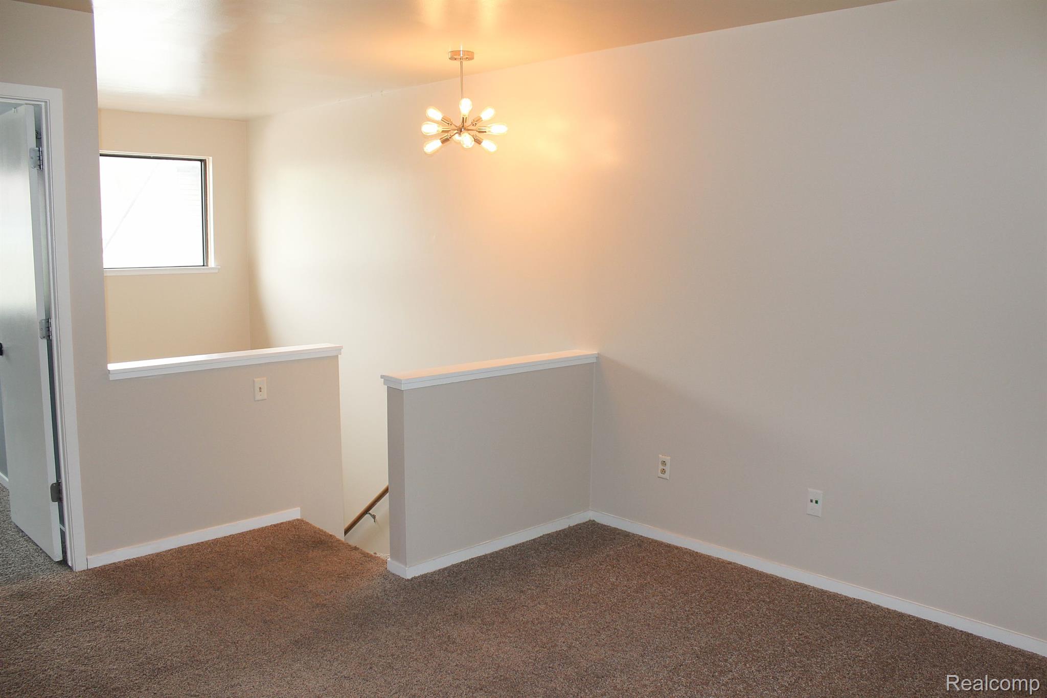 627 Ashley Circle East Rochester, MI 48307 - Photo 17 of 30 Gallery Image 17