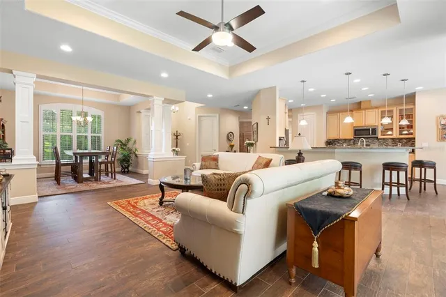 $917,000 | 1806 Glenwood Oaks Lane, DeLand, FL 32720