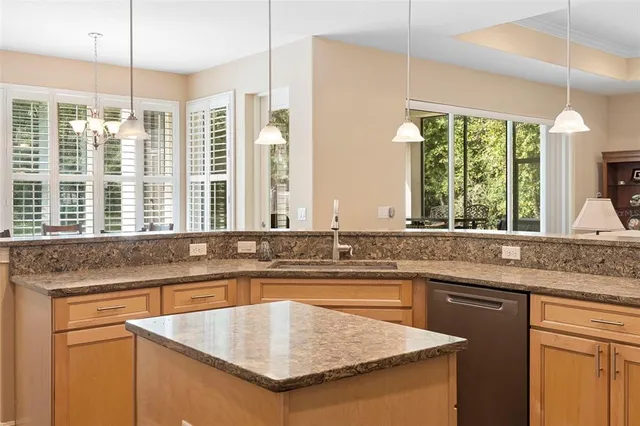 $917,000 | 1806 Glenwood Oaks Lane, DeLand, FL 32720