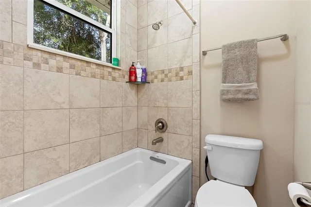 $917,000 | 1806 Glenwood Oaks Lane, DeLand, FL 32720