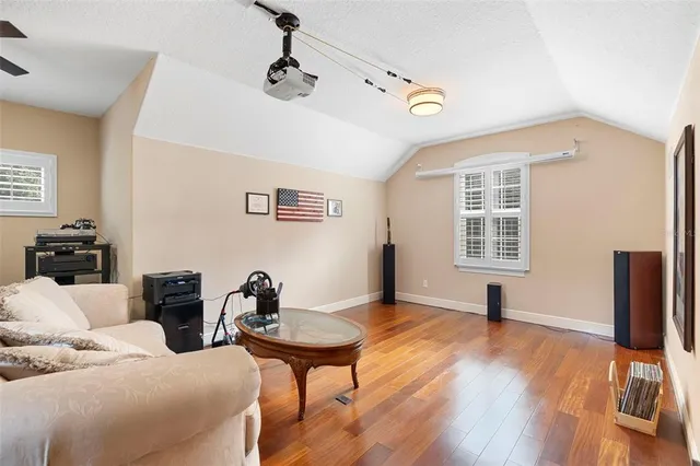 $917,000 | 1806 Glenwood Oaks Lane, DeLand, FL 32720