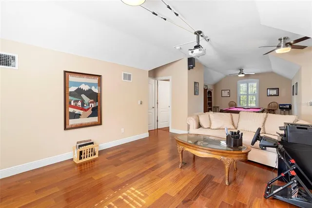 $917,000 | 1806 Glenwood Oaks Lane, DeLand, FL 32720