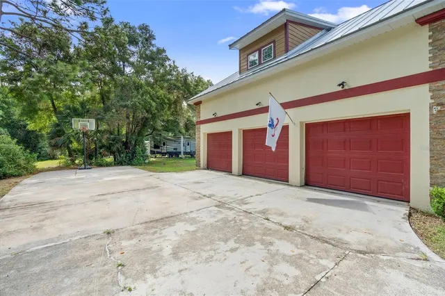 $917,000 | 1806 Glenwood Oaks Lane, DeLand, FL 32720