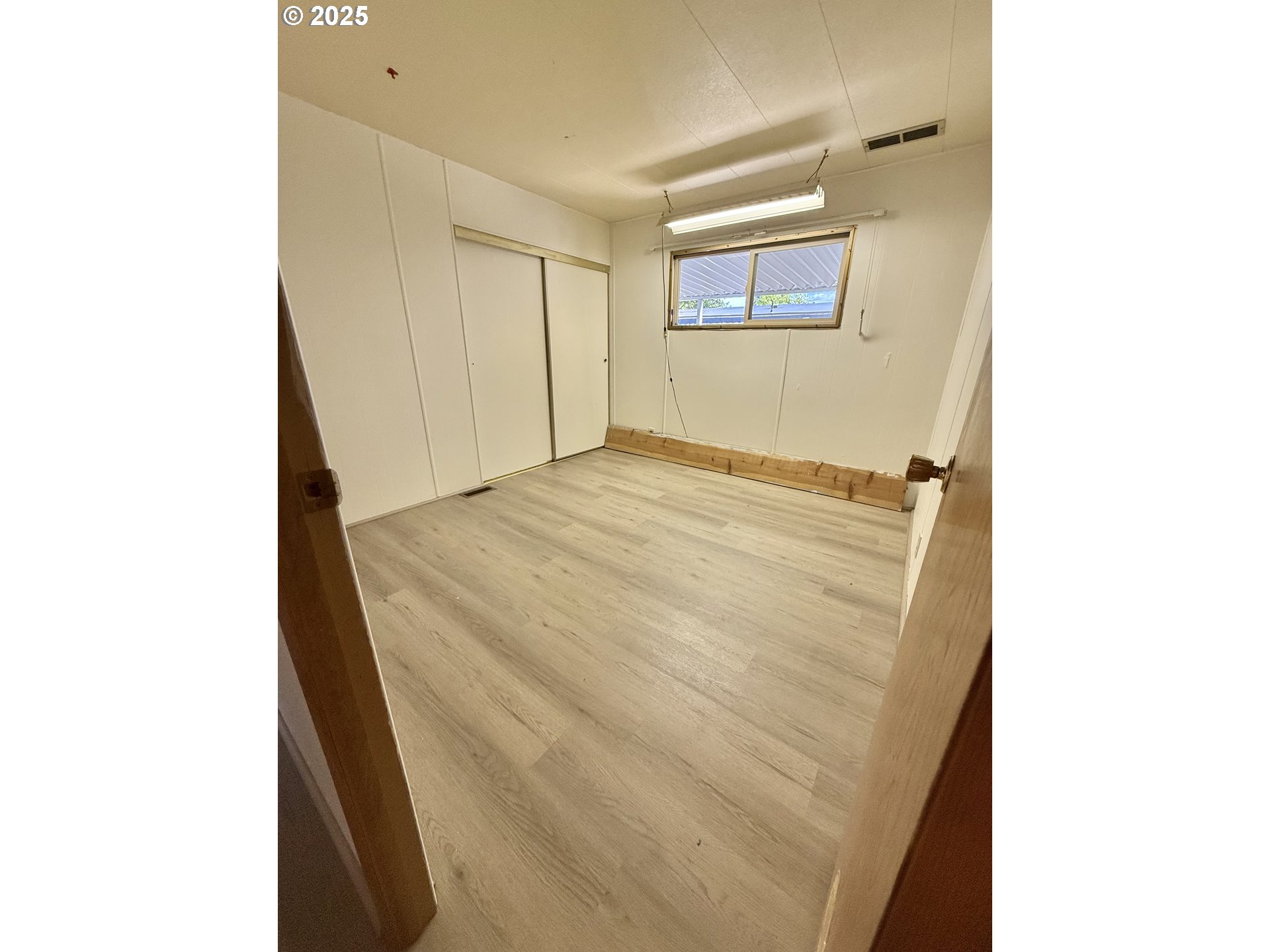 6900 Southwest 195th Avenue Beaverton, OR 97007 - Photo 17 of 21 a view of an empty room