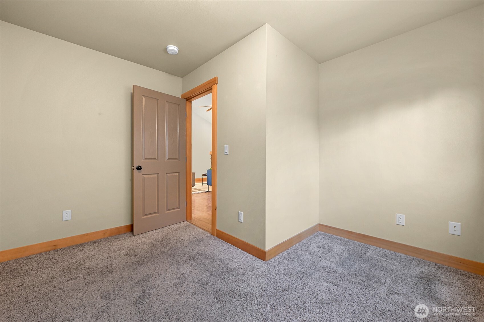 403 Westview Place Nooksack, WA 98276 - Photo 21 of 28 an empty room with closet area