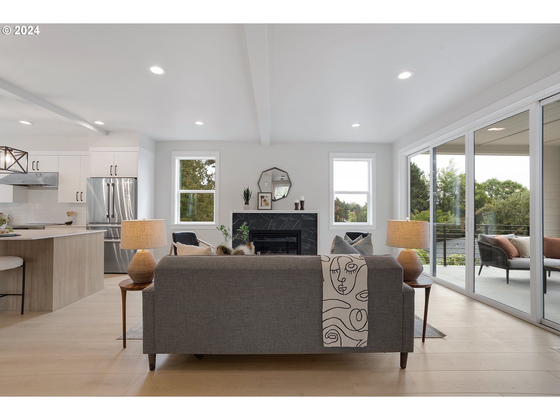 6020 Southwest 18th Drive Portland, OR 97239 - Photo 2 of 47