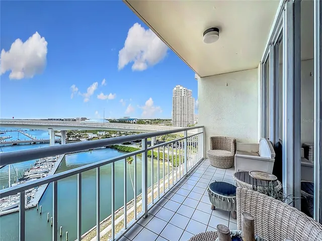 $445,000 | 100 Pierce Street, Unit 910, Clearwater, FL 33756