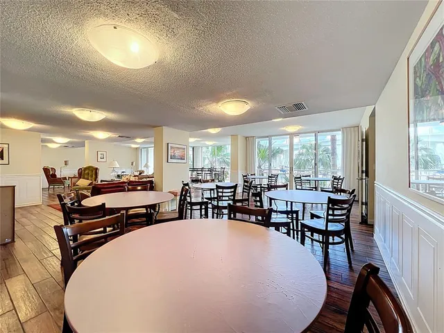 $445,000 | 100 Pierce Street, Unit 910, Clearwater, FL 33756