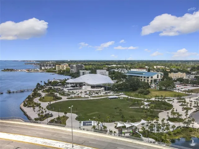 $445,000 | 100 Pierce Street, Unit 910, Clearwater, FL 33756