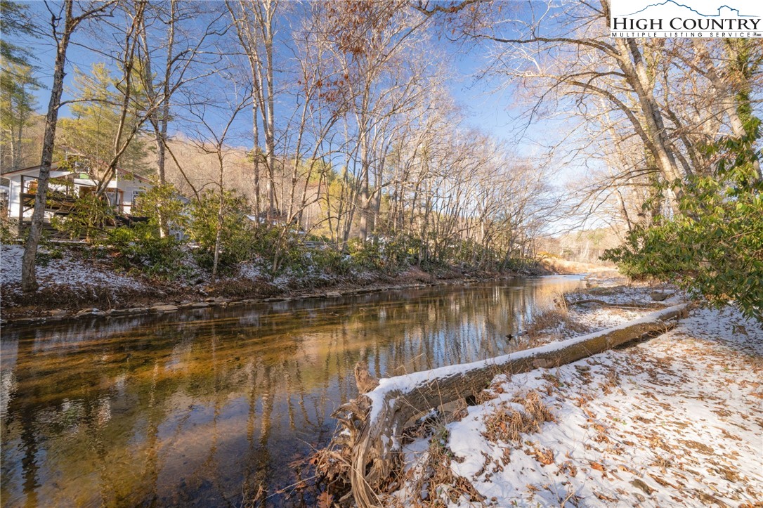 208 Meadow Loop Newland, NC 28657 - Photo 42 of 46