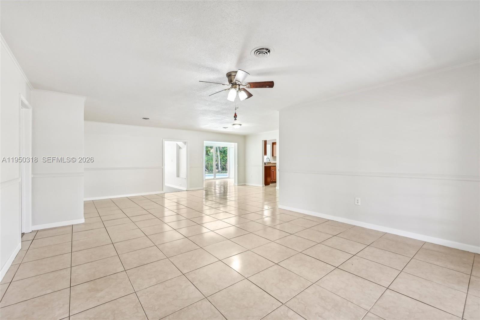 334 Northwest 12th Avenue Boca Raton, FL 33486 - Photo 2 of 29