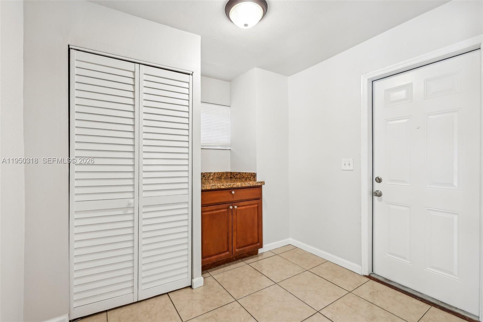 334 Northwest 12th Avenue Boca Raton, FL 33486 - Photo 8 of 29