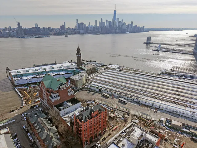 $3,950 | 77 River Street, Unit 10, Hoboken, NJ 07030