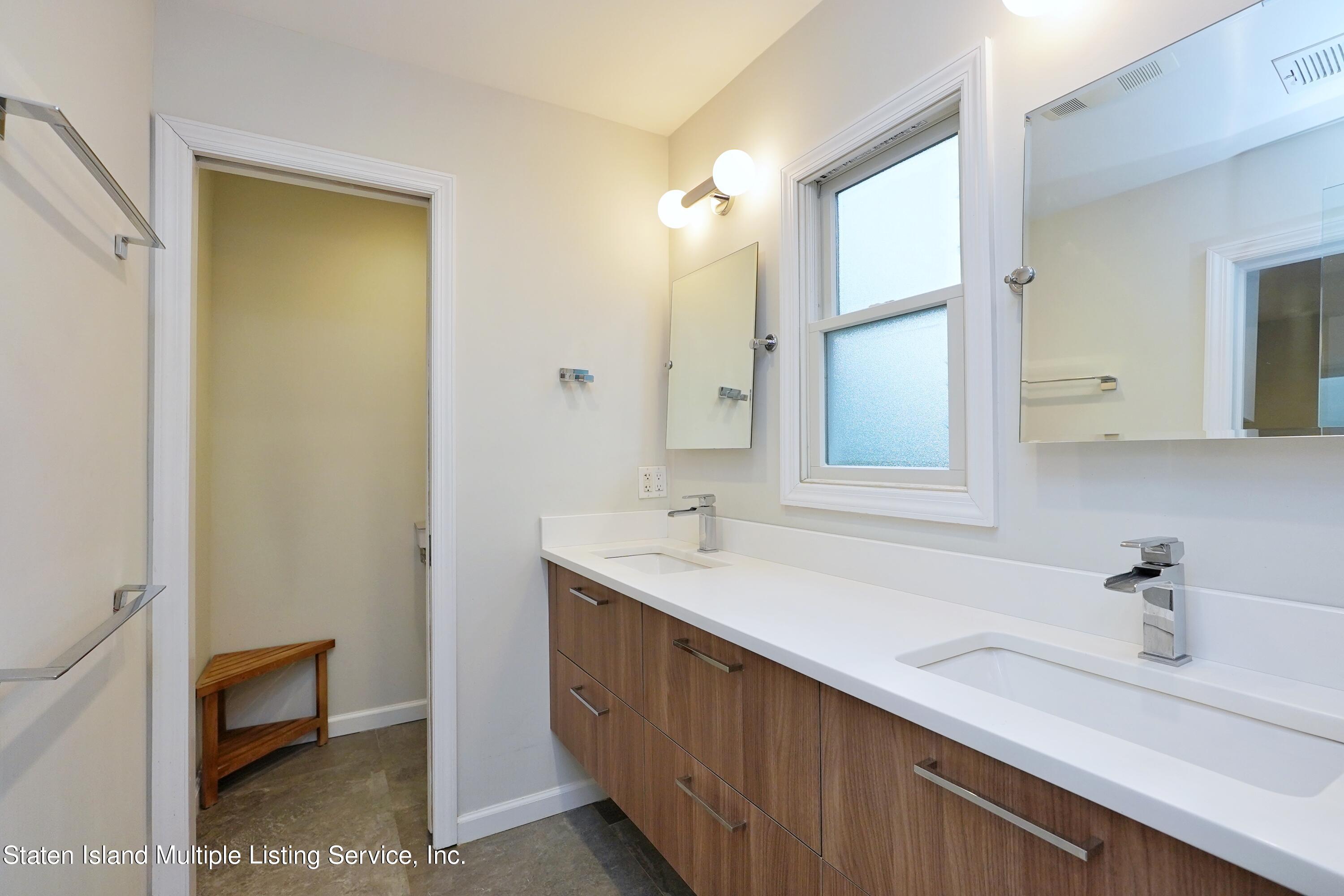 4 Rochelle Place Staten Island, NY 10312 - Photo 28 of 53 Photo Dec 18 2022, 6 35 16 PM