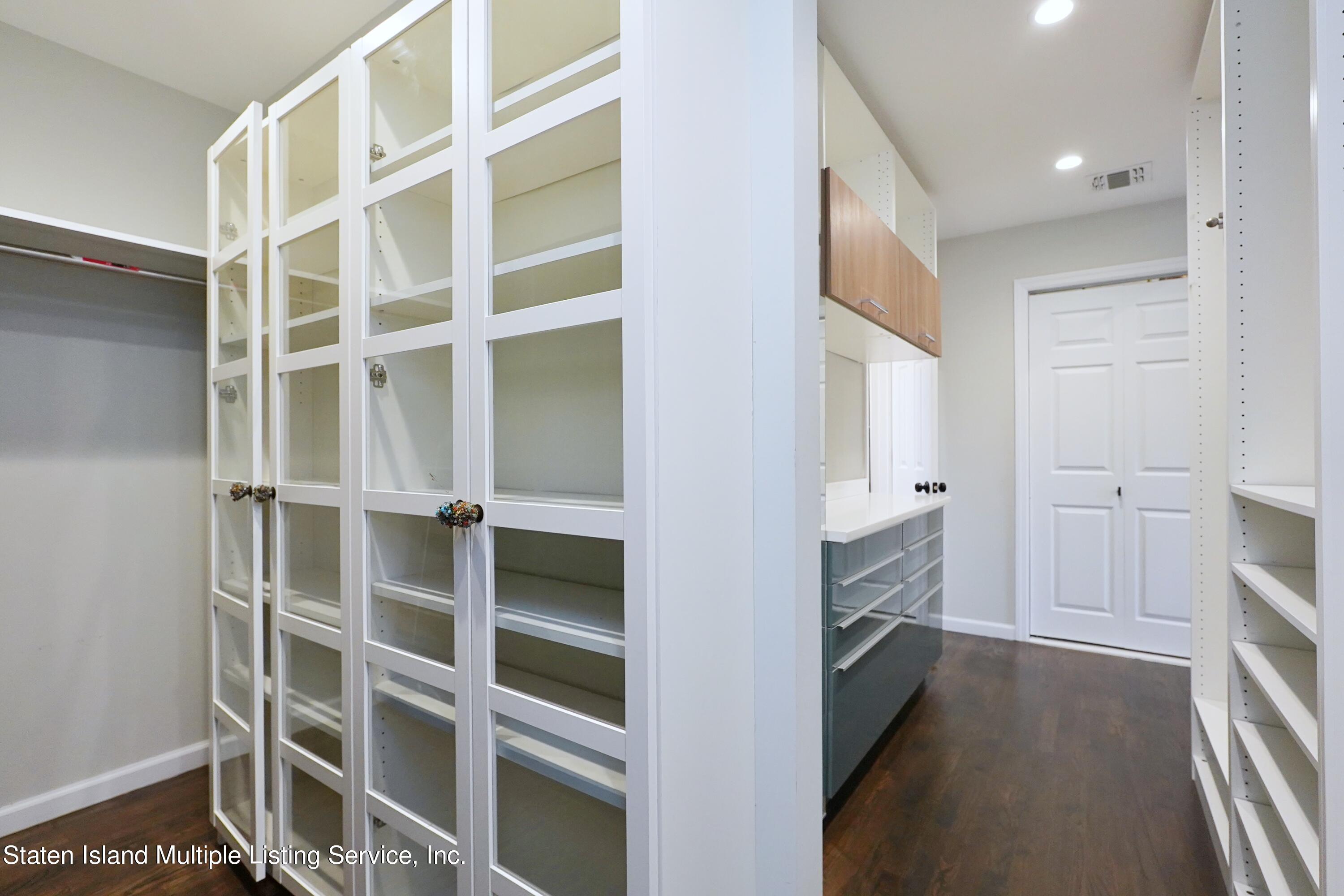 4 Rochelle Place Staten Island, NY 10312 - Photo 31 of 53 Photo Dec 18 2022, 6 35 39 PM