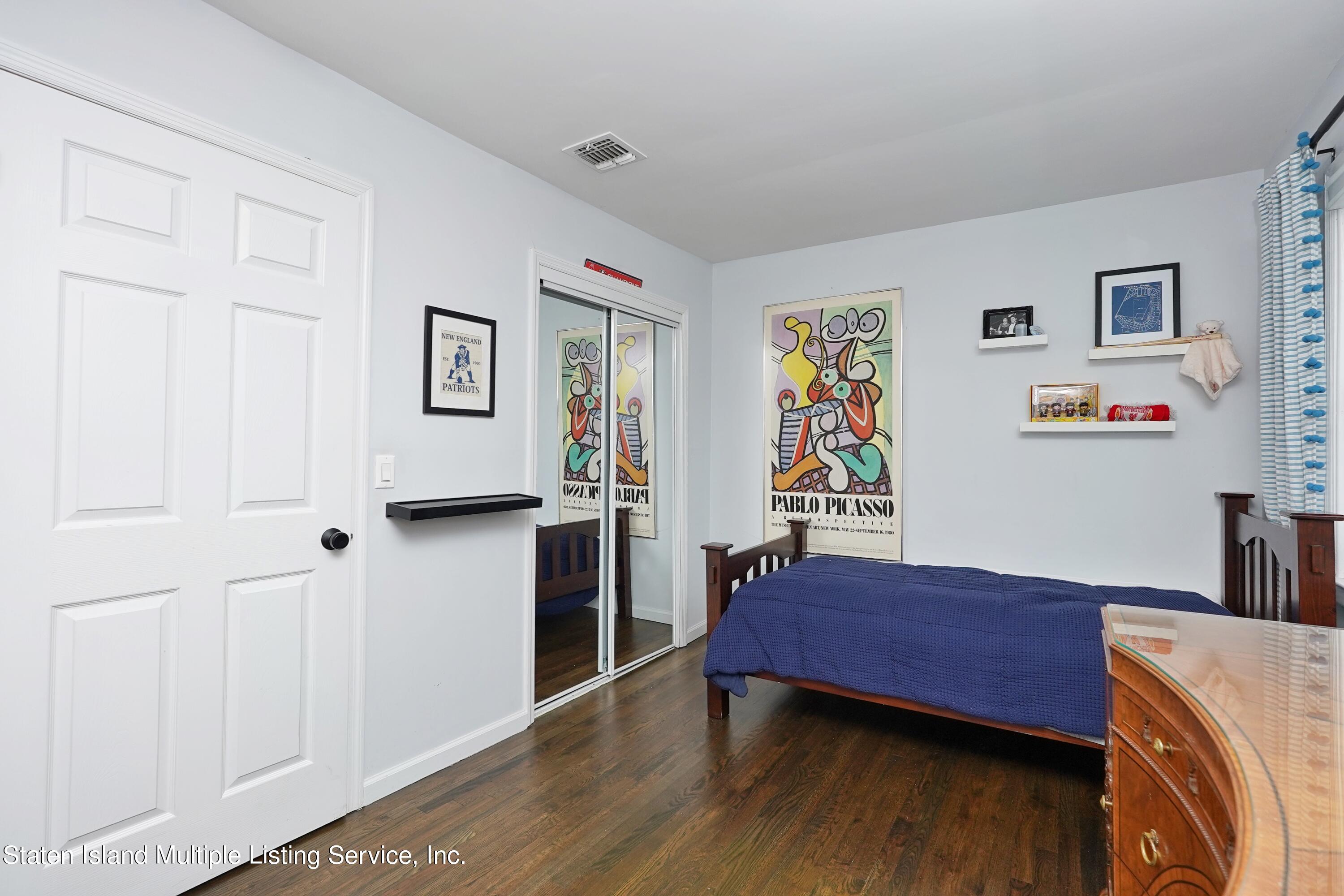 4 Rochelle Place Staten Island, NY 10312 - Photo 36 of 53 Photo Dec 18 2022, 6 31 10 PM