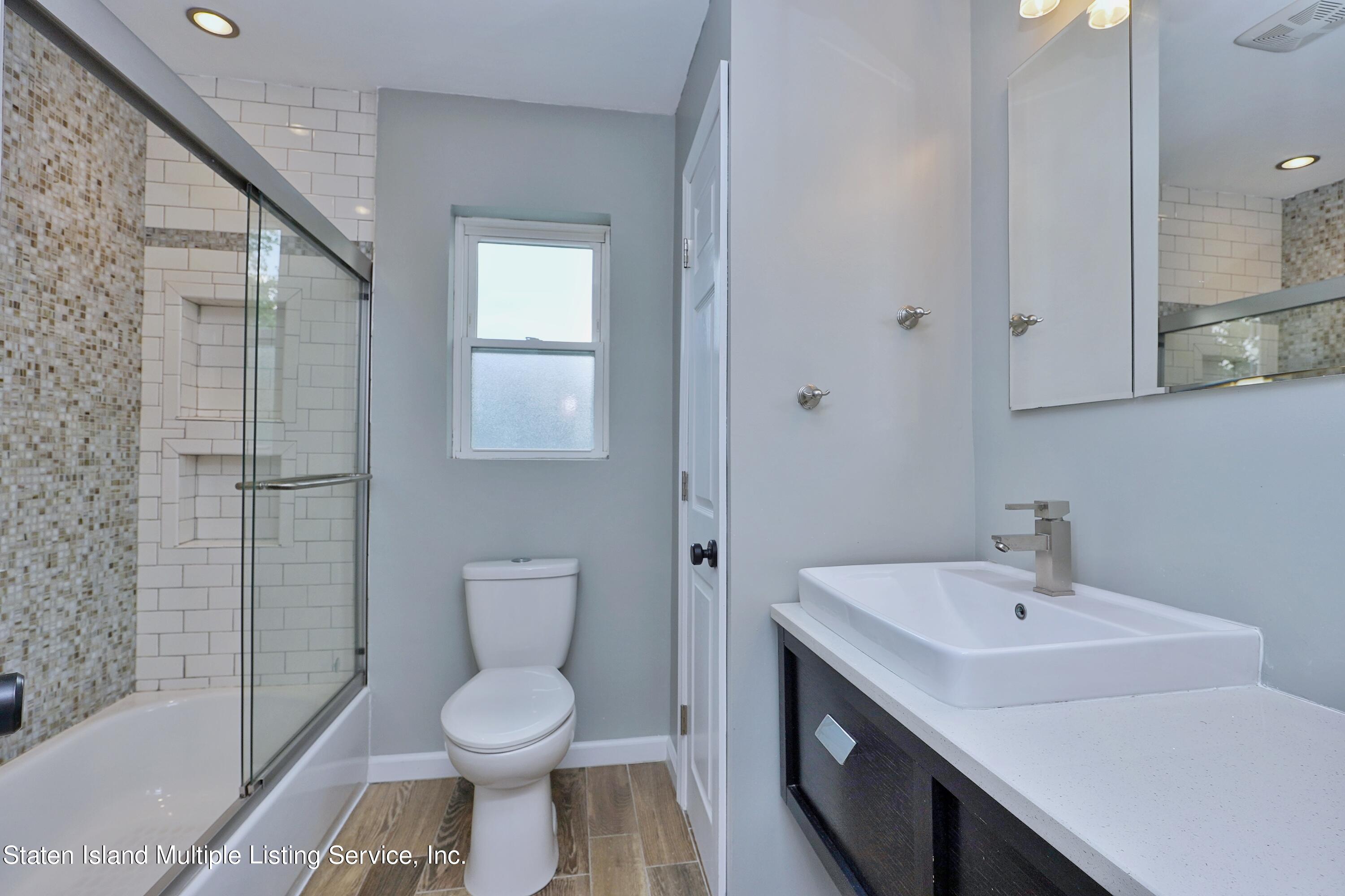 4 Rochelle Place Staten Island, NY 10312 - Photo 38 of 53 Photo Dec 18 2022, 6 29 18 PM