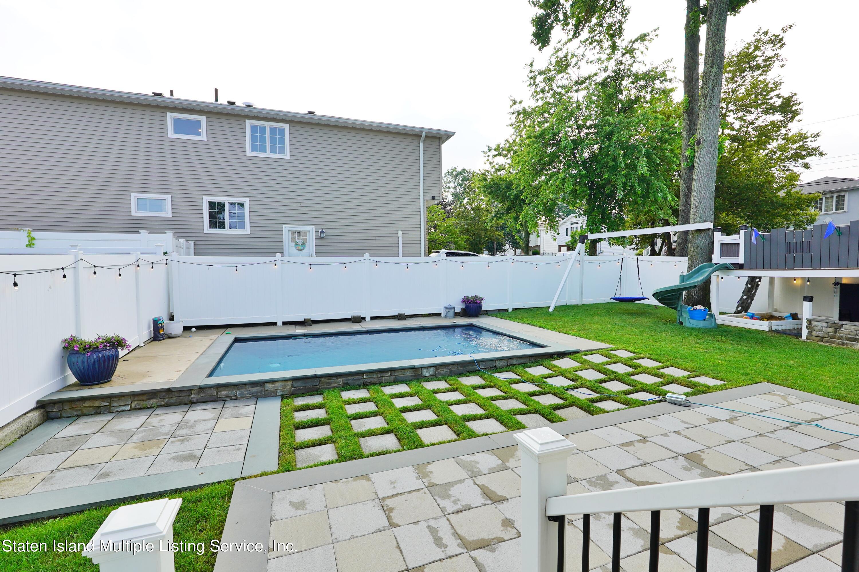 4 Rochelle Place Staten Island, NY 10312 - Photo 44 of 53 Photo Dec 18 2022, 6 20 00 PM