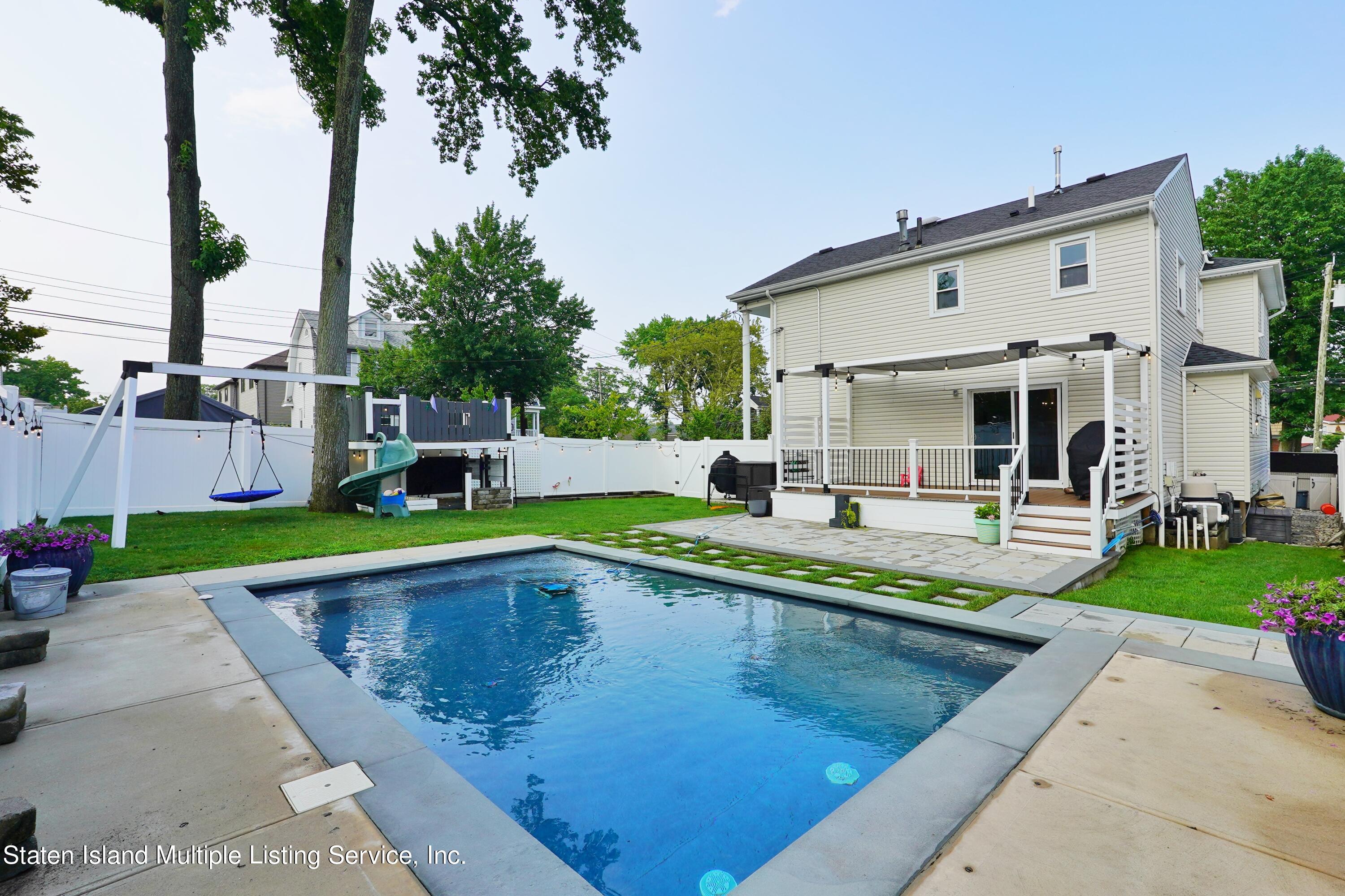 4 Rochelle Place Staten Island, NY 10312 - Photo 45 of 53 Photo Dec 18 2022, 6 20 19 PM