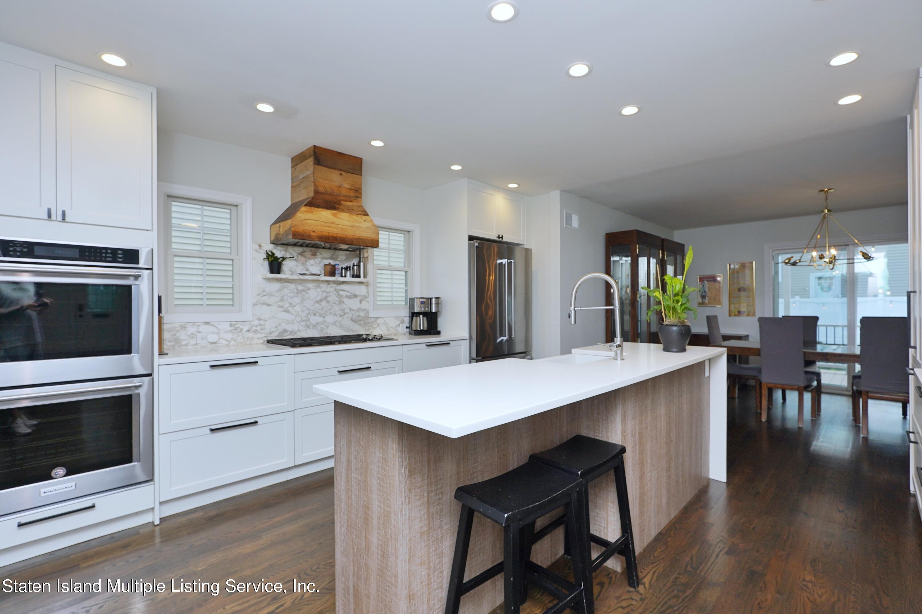 4 Rochelle Place Staten Island, NY 10312 - Photo 10 of 53 Photo Dec 18 2022, 6 25 14 PM