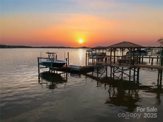 $3,200,000 | 18019 Whispering Oaks Drive, Cornelius, NC 28031