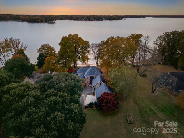 $3,200,000 | 18019 Whispering Oaks Drive, Cornelius, NC 28031