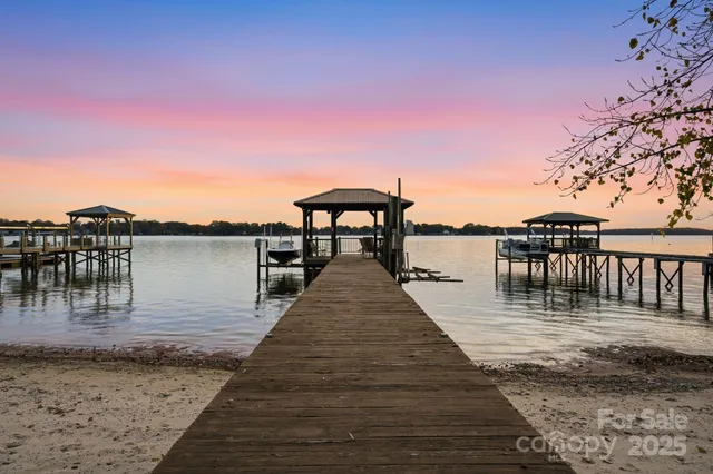 $3,200,000 | 18019 Whispering Oaks Drive, Cornelius, NC 28031