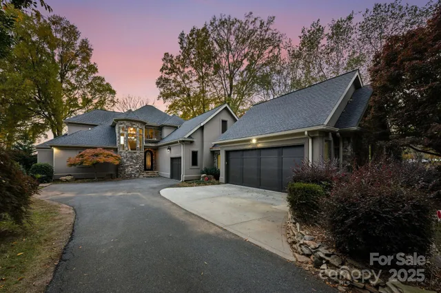 $3,200,000 | 18019 Whispering Oaks Drive, Cornelius, NC 28031
