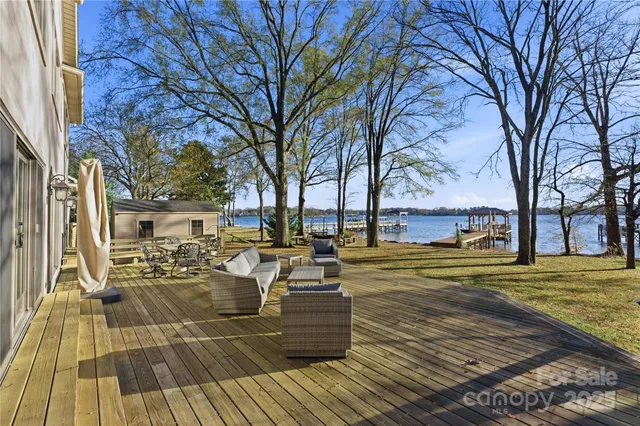 $3,200,000 | 18019 Whispering Oaks Drive, Cornelius, NC 28031