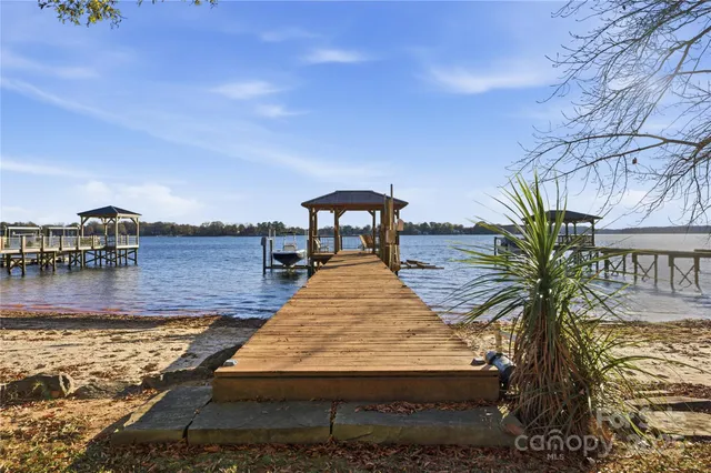 $3,200,000 | 18019 Whispering Oaks Drive, Cornelius, NC 28031