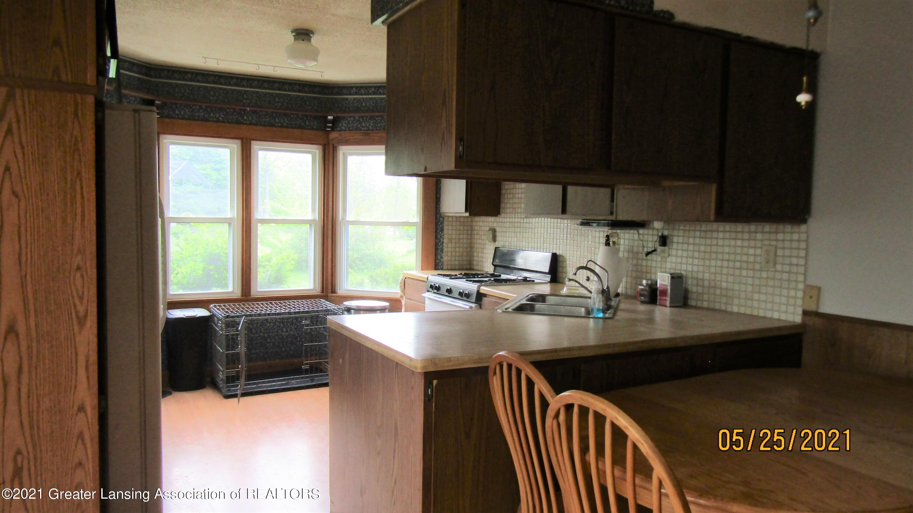 1123 South Perkey Road Charlotte, MI 48813 - Photo 6 of 18 IMG_0183 (2)