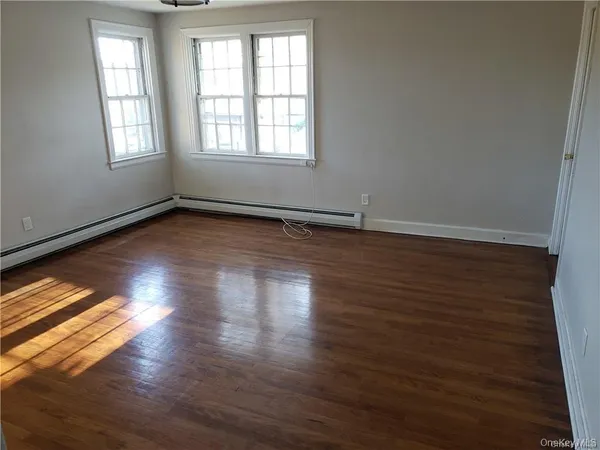 $1,500 | 18 Reservoir Road, Unit 3, Highland, NY 12528