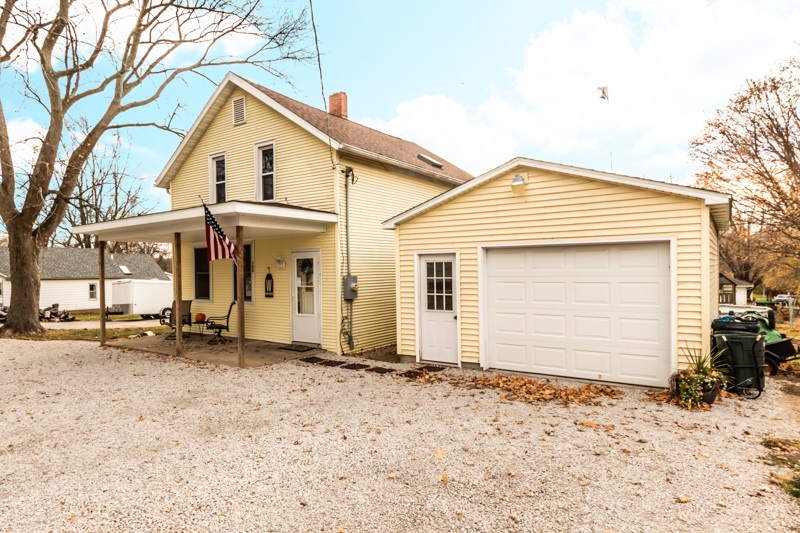 108 West B Street Delavan, IL 61734 - Photo 34 of 40 Gallery Image 34