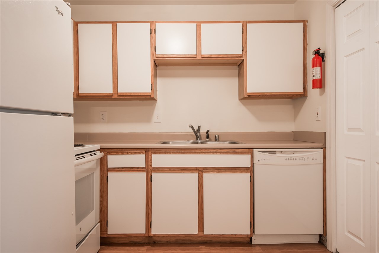 285 Hildred Drive Burlington, VT 05401 - Photo 16 of 40