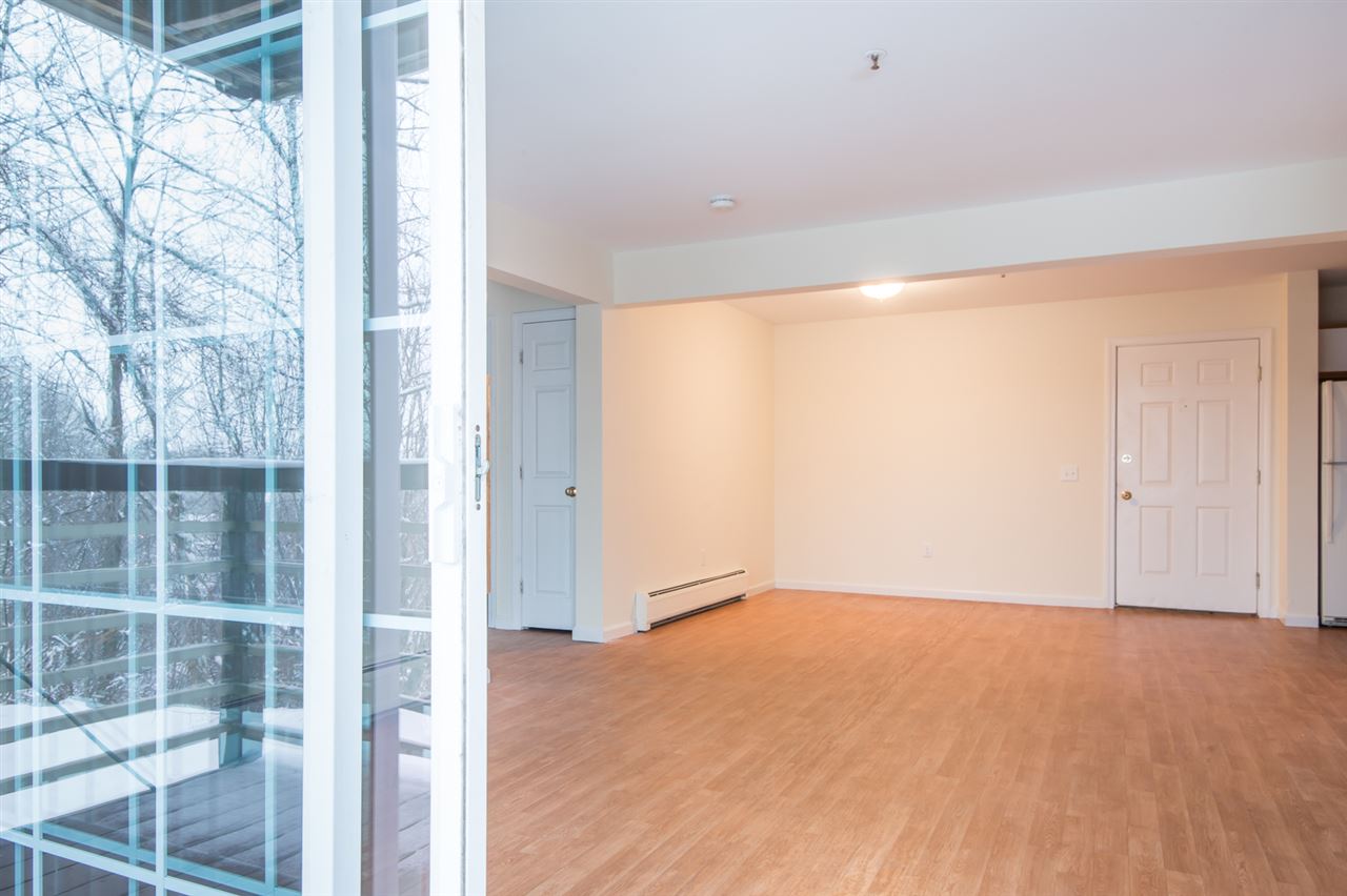 285 Hildred Drive Burlington, VT 05401 - Photo 3 of 40