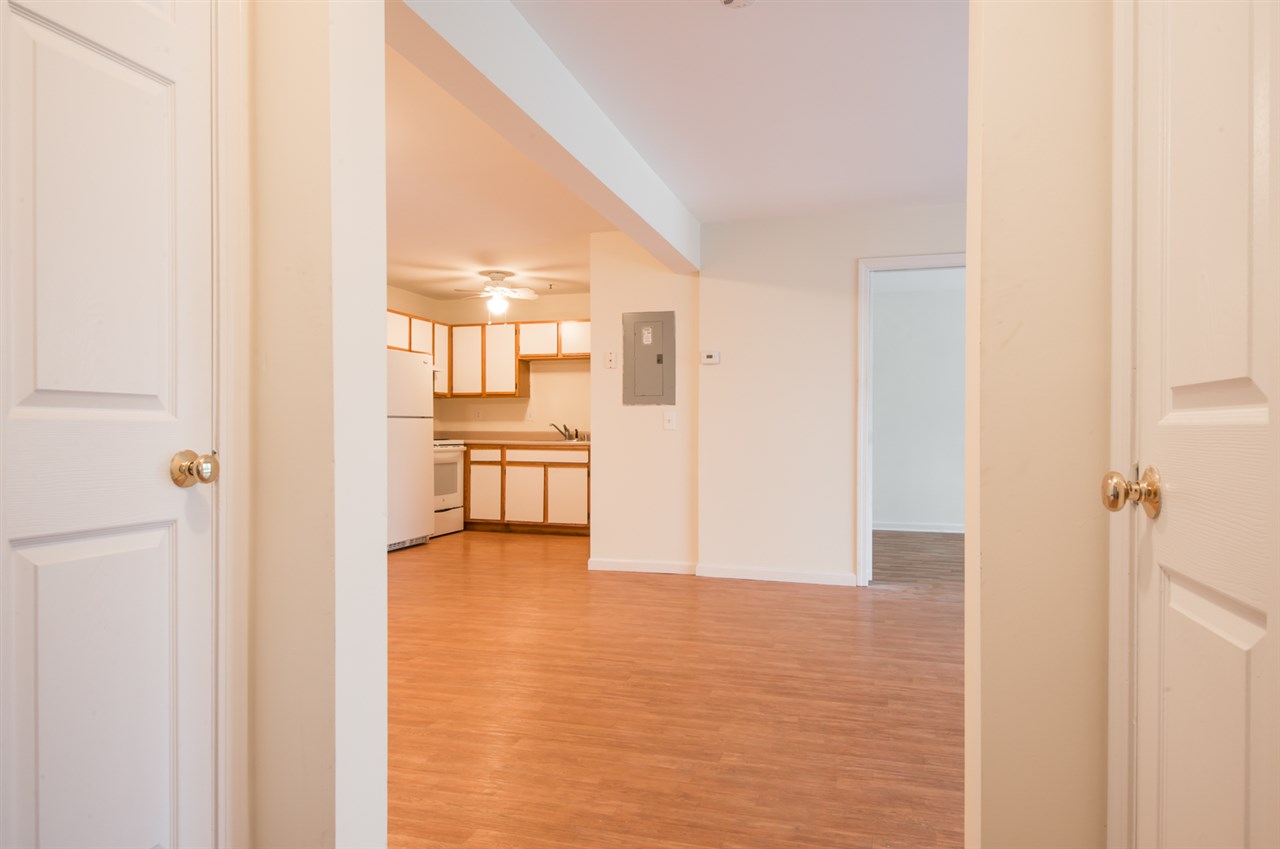 285 Hildred Drive Burlington, VT 05401 - Photo 8 of 40