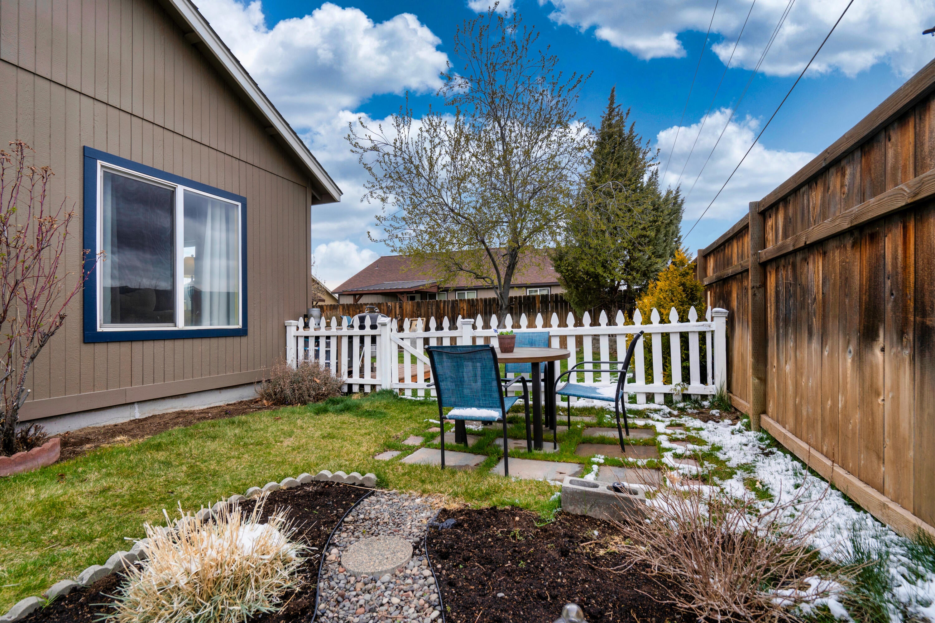 20090 Badger Road Bend, OR 97702 - Photo 27 of 31 36_20090 Badger Bend OR_Pro Property Pho